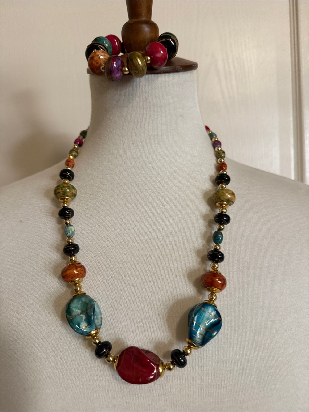Vintage 1980s Multicolor Necklace & Matching Bracelet Set